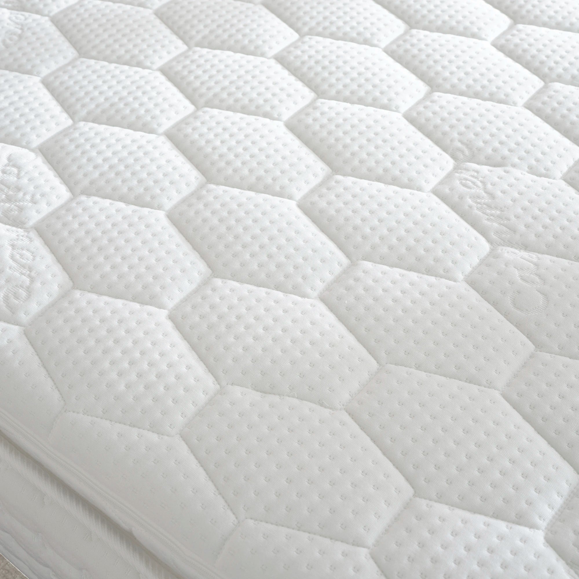 Bett mit Stauraum VERONICA