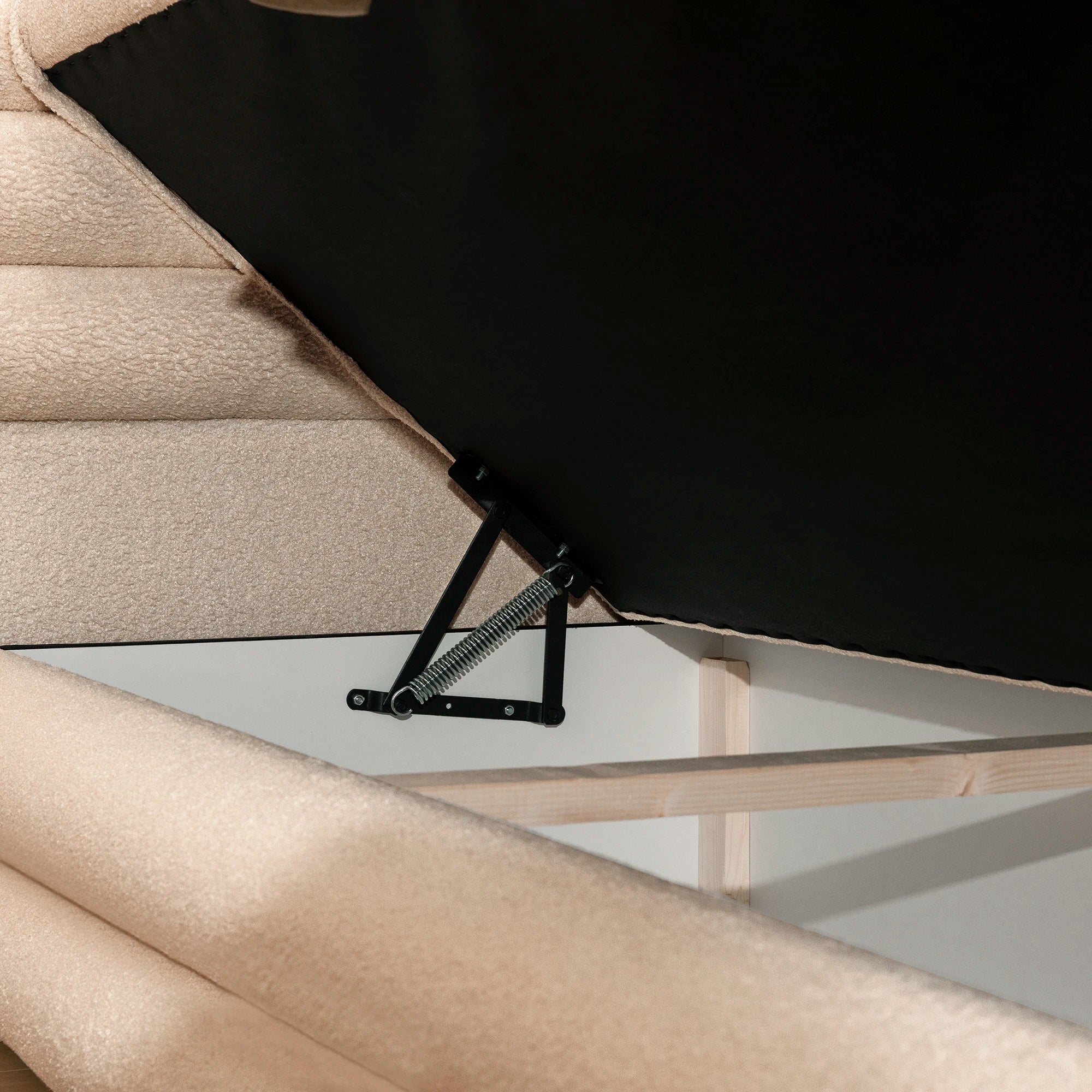 Boxspringbett mit Stauraum FLUFFY