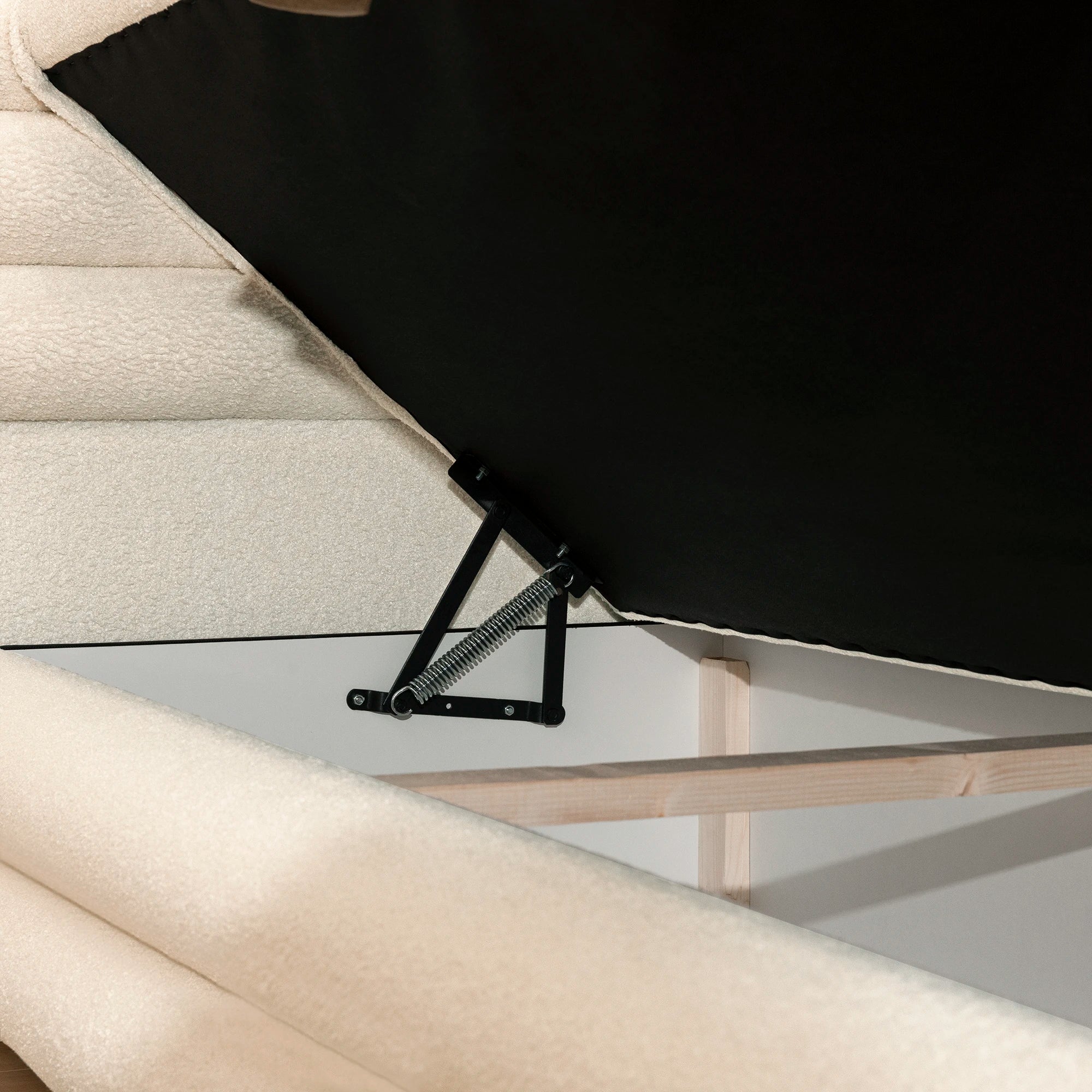 Boxspringbett mit Stauraum FLUFFY