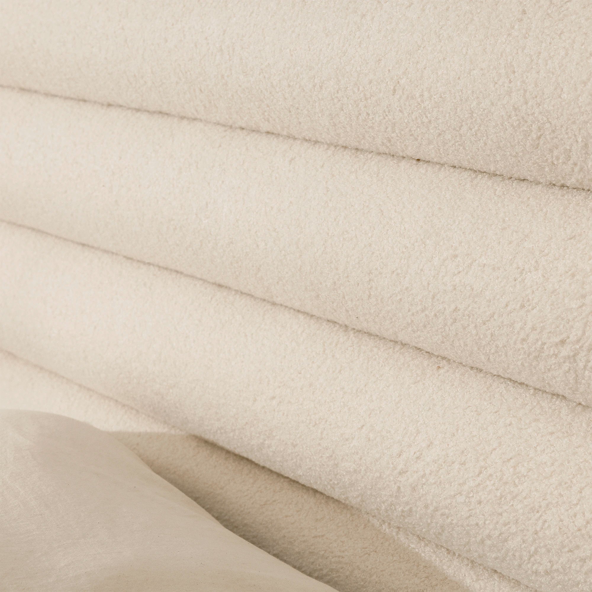 Boxspringbett mit Stauraum FLUFFY