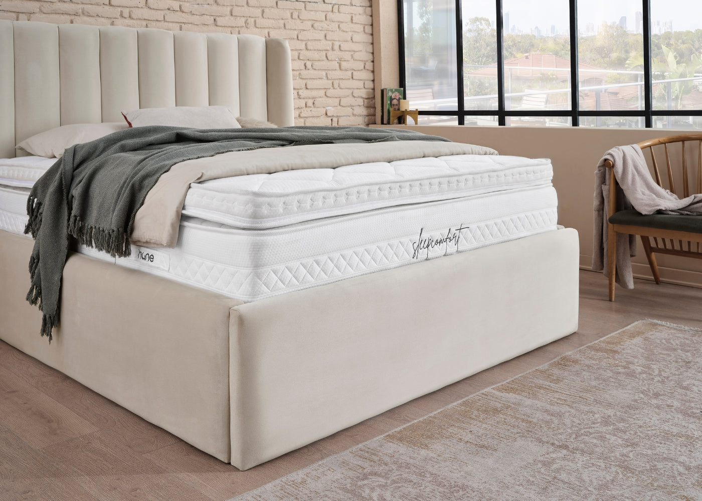 Posteľ s úložným priestorom XXL COMO