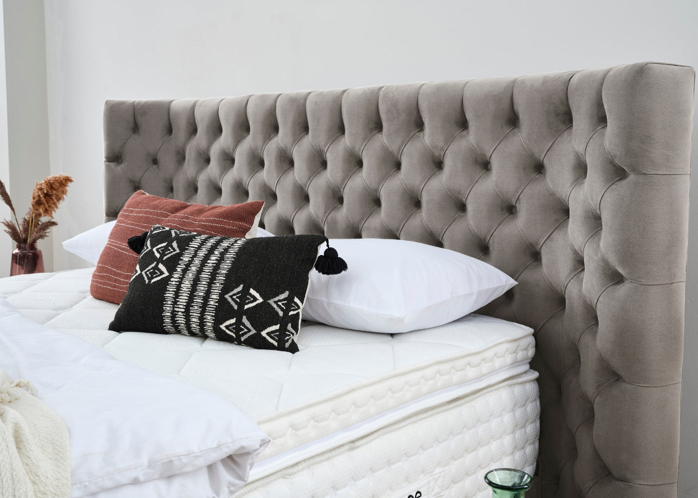 Bett mit Bettkasten EMPIRE - Hane Betten & Matratzen | Österreichs größte Bettenauswahl