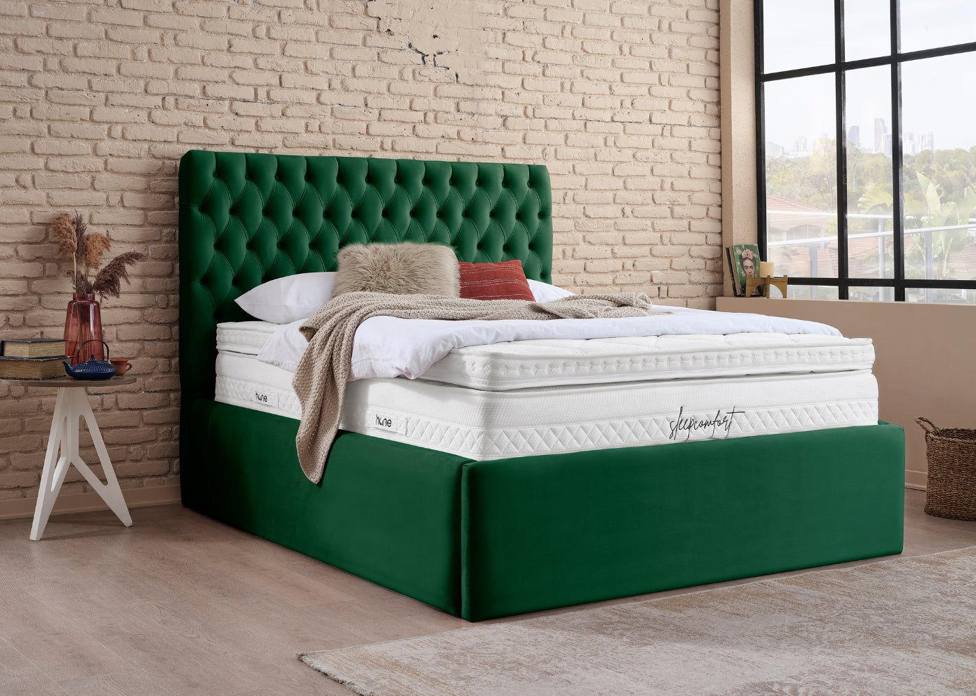 Posteľ s úložným priestorom XXL ROMA ONE